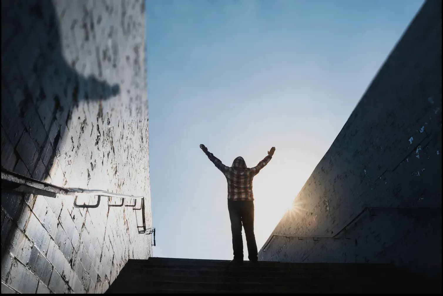 Cover image for 5 Stages of Addiction Recovery